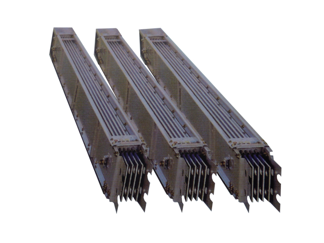 CFW-2A高強封閉（bì）母線槽